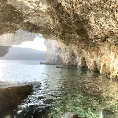 Ionian View Apartment Himare