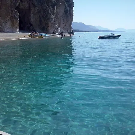 Ionian View * Himare